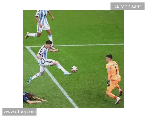 足球明星的传奇之路与荣耀时刻解析02-10赛事背后的故事与风云人物