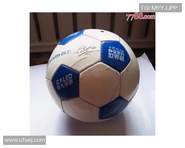 如何让足球明星的签名更具艺术感和个性魅力